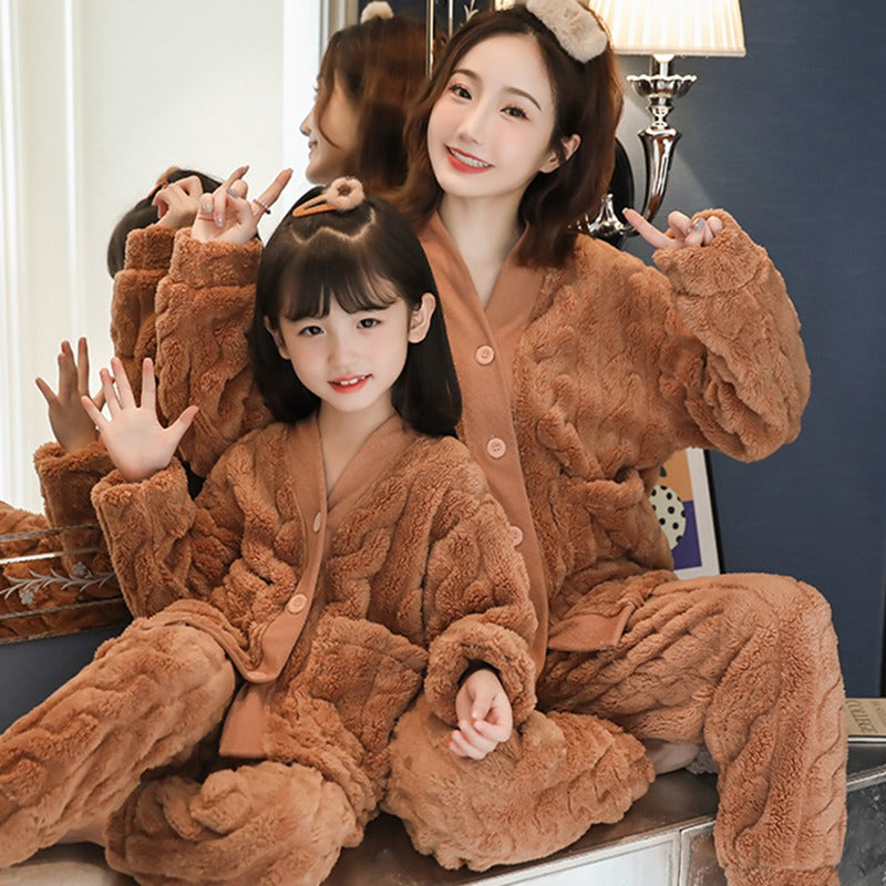 Filles Pajamas Coral Velvet Épaisseur mère-enfant mère et fille Ensemble de vêtements