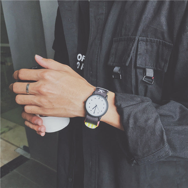 Hommes et femmes montres de couple pour le commerce international