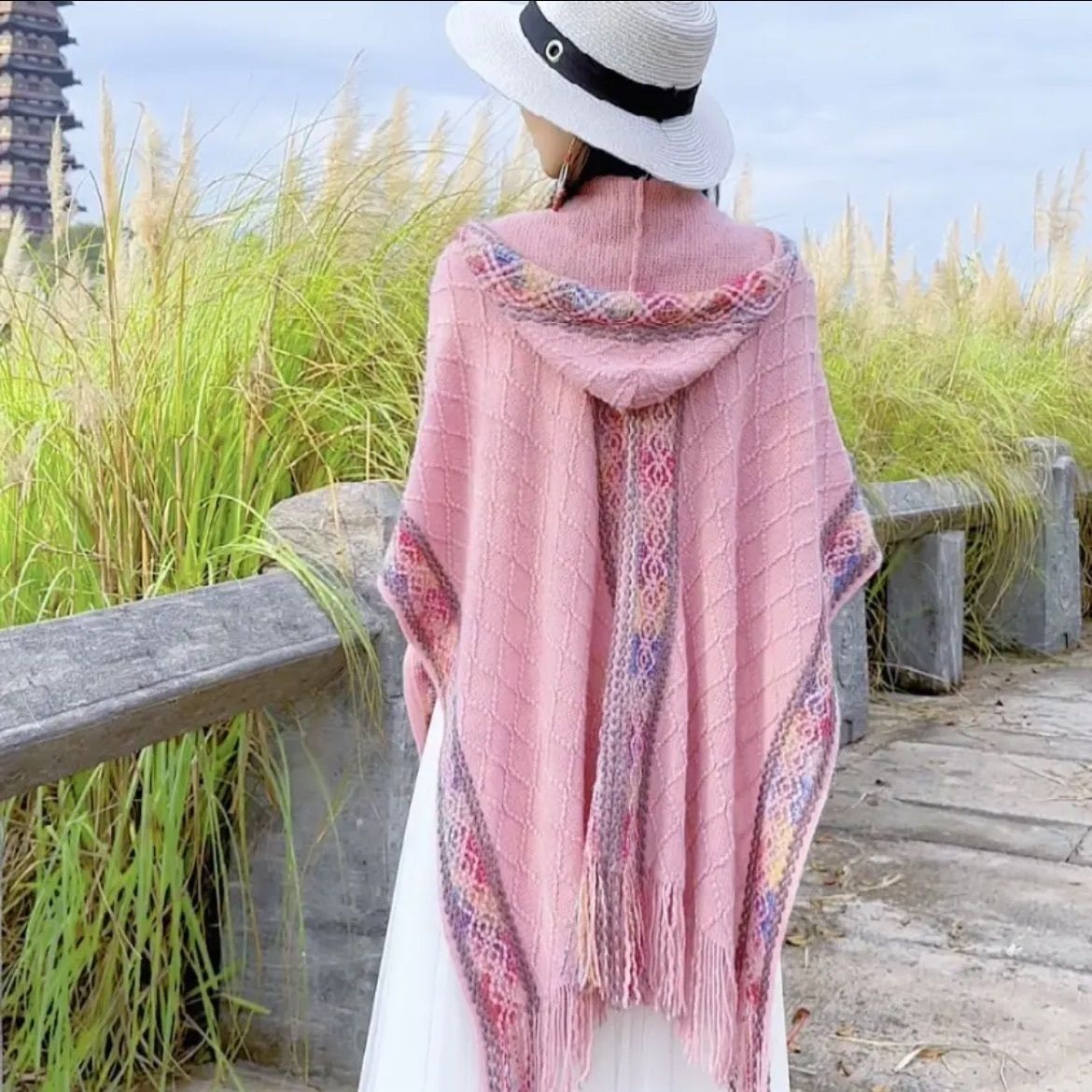 Châle à capuchon de style ethnique pour les femmes