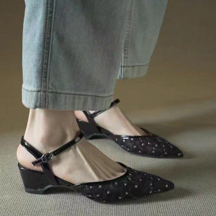 Sandales de broderie française pour femmes Daisy Mesh aux pieds fermés
