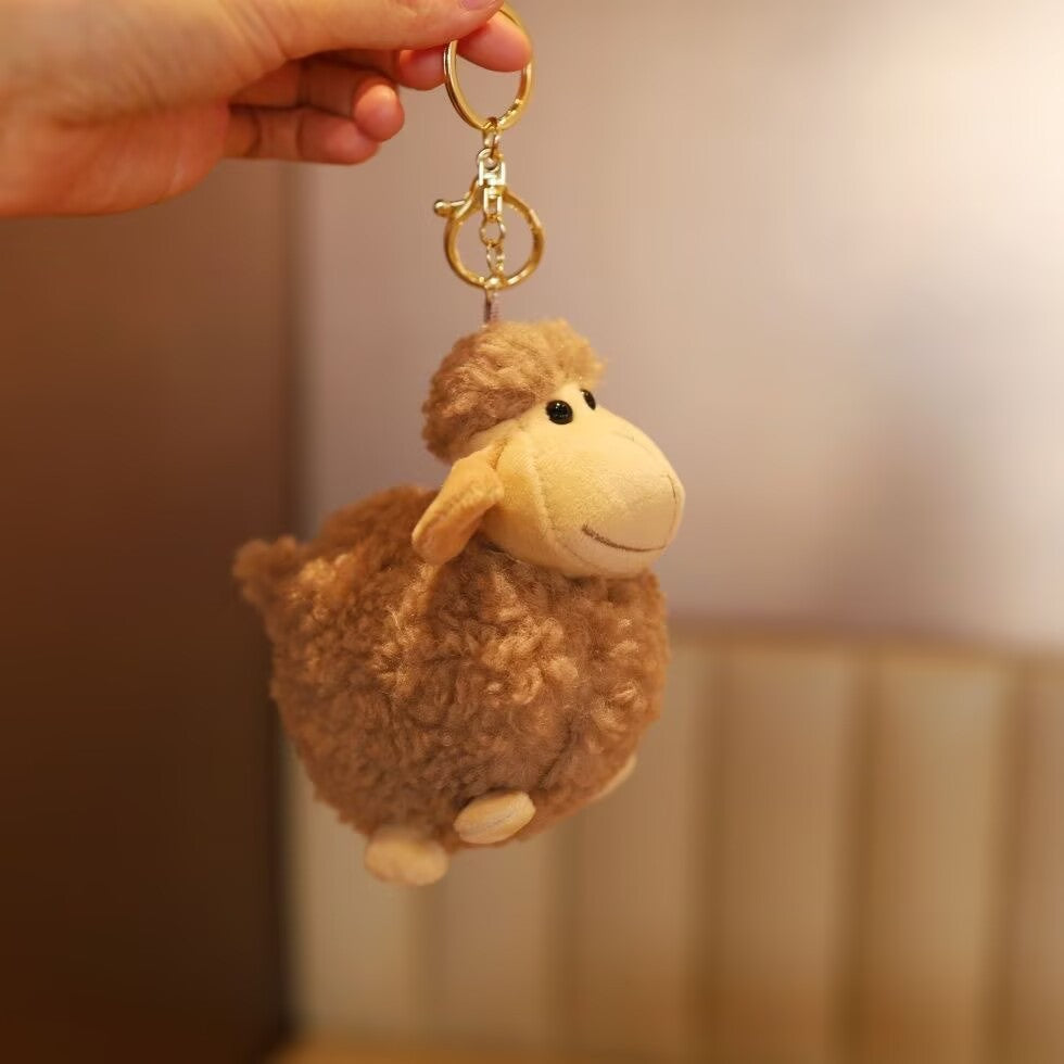 Porte-clés mignon et moelleux en peluche de petit mouton