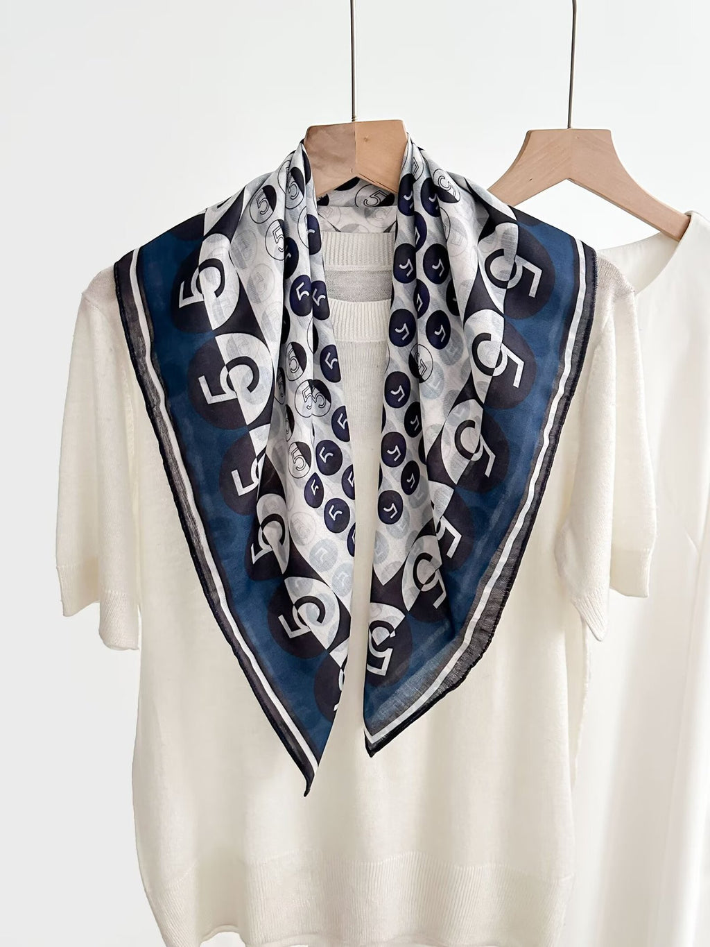 Echarpe de soie haut de gamme vintage pour femmes