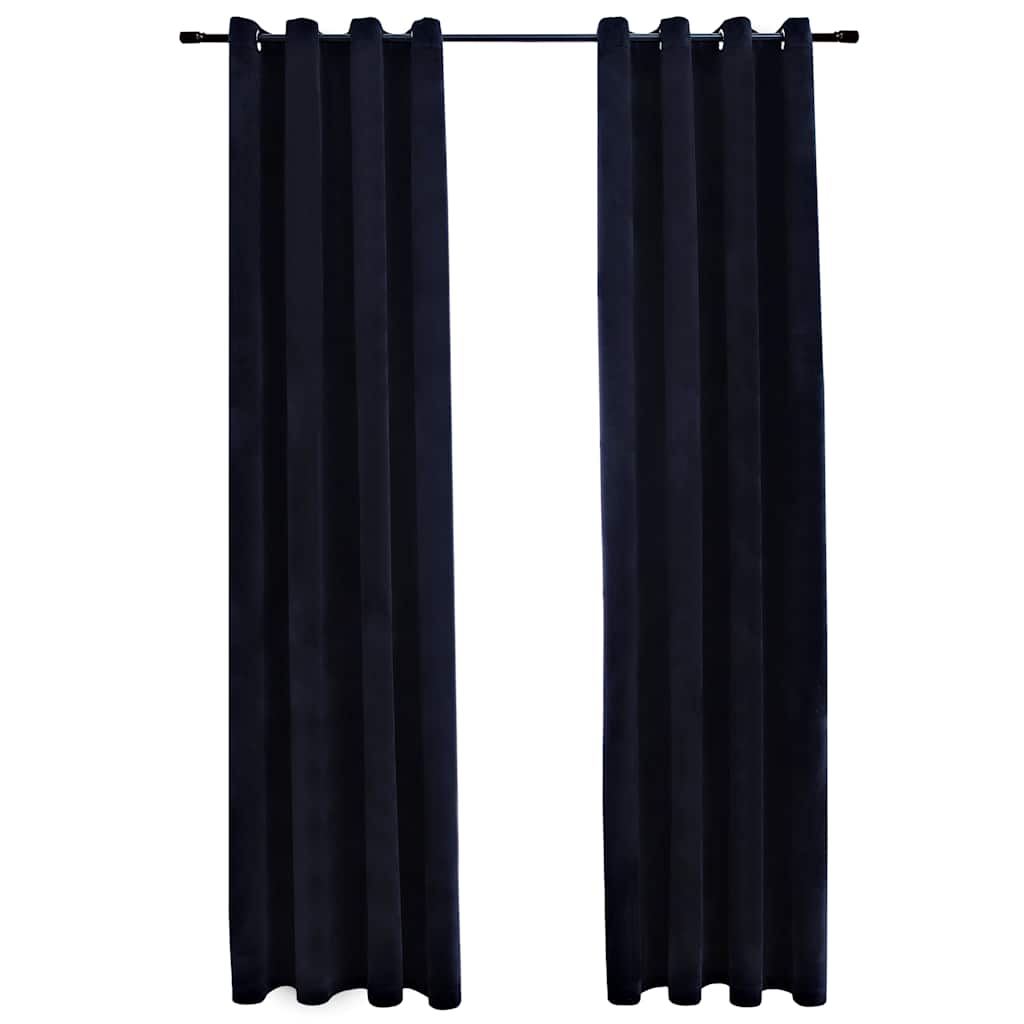 Rideaux noirs avec oeillets