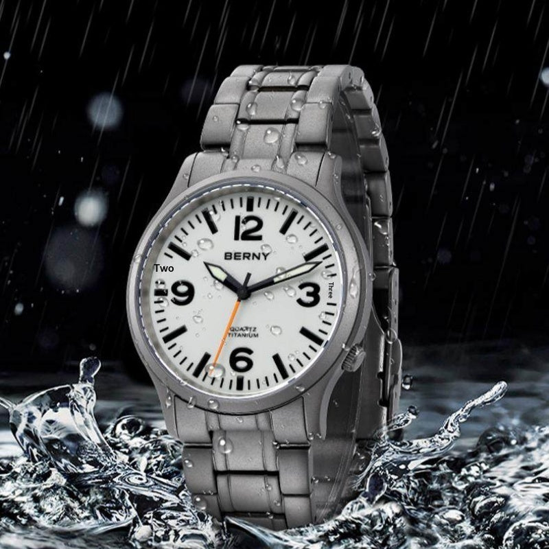 Bernie Hommes Imperméable Haute Lumineuse Titane Alliage Montre Quartz