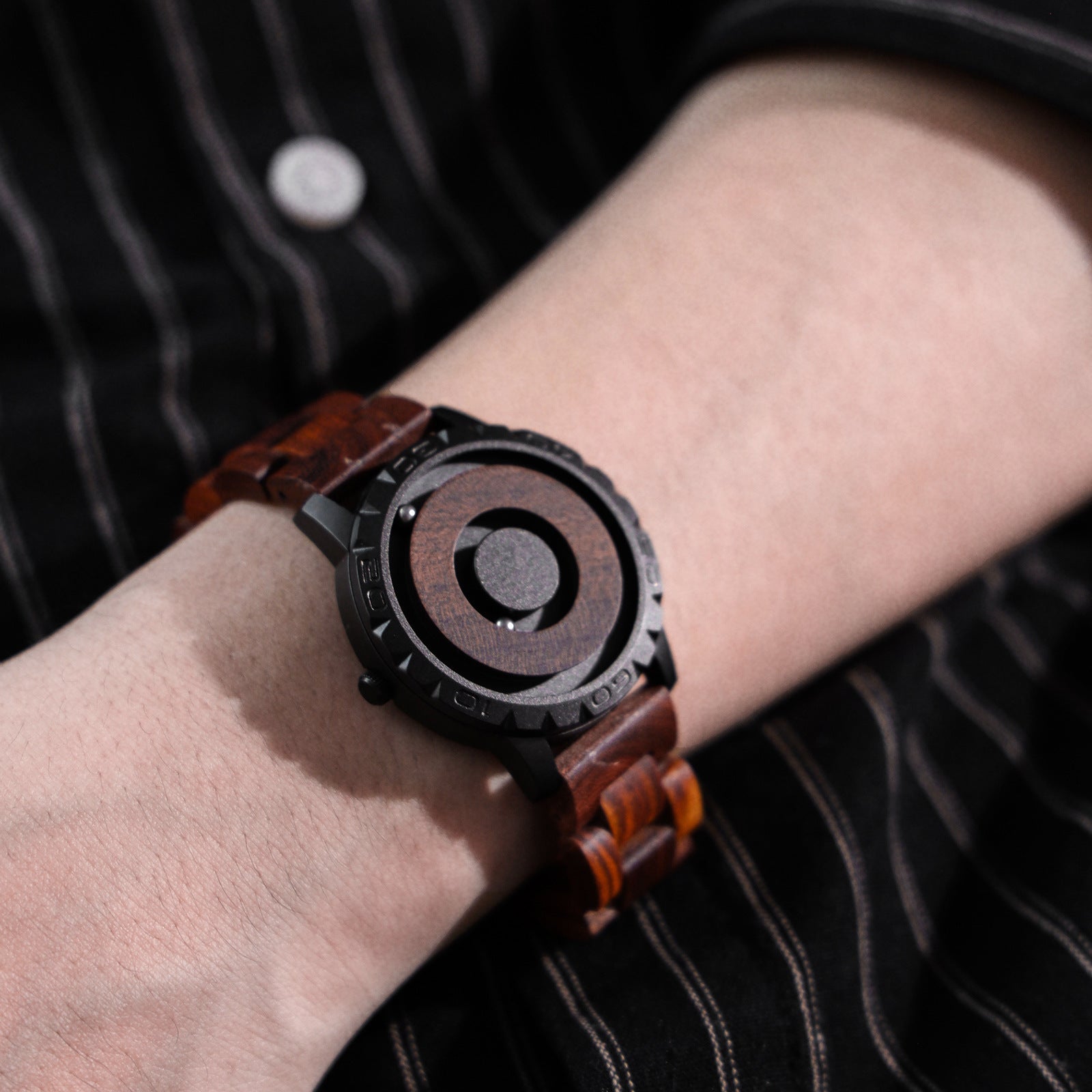 Boule magnétique personnalisé Montre de journal créatif