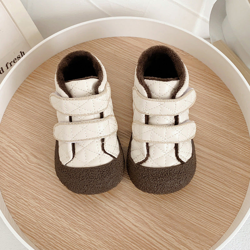 Chaussures de coton pour enfants