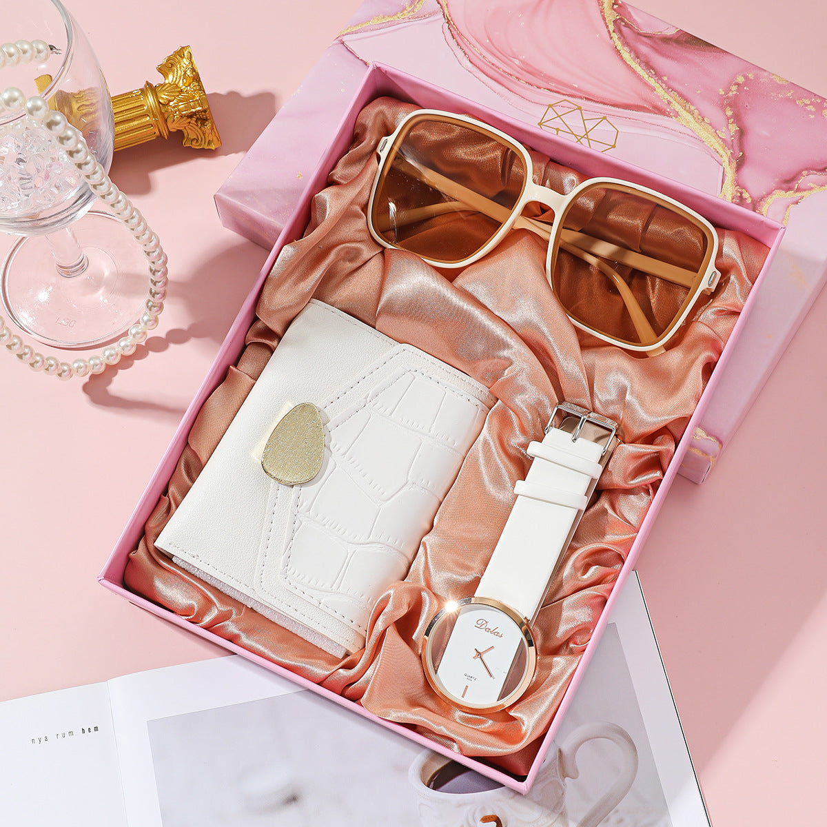 Cadeau de voyage moderne simple d'achat tout-match