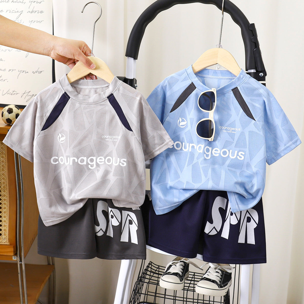 Boys' quick-drying short-sleeved top and shorts sports set