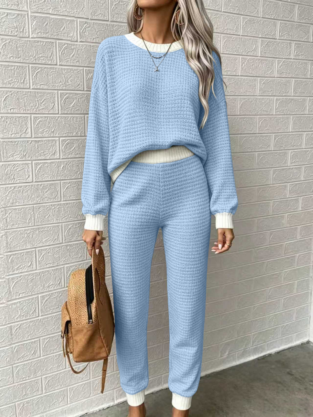 Sweat-shirt d'équipage et pantalons à deux pièces