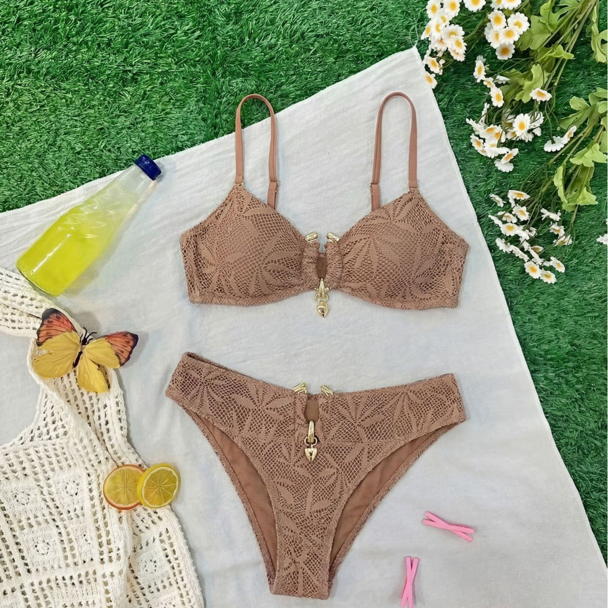 Mesh Sheer Pattern Soft Cup Bikini U en forme de cadre en métal