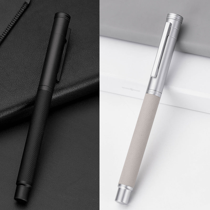 Stylo en métal dans boîte cadeau d'affaires