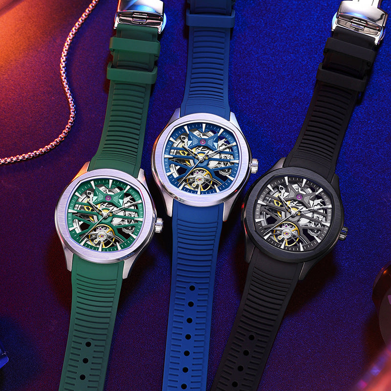 Montre homme avec un cadran mécanique transparent