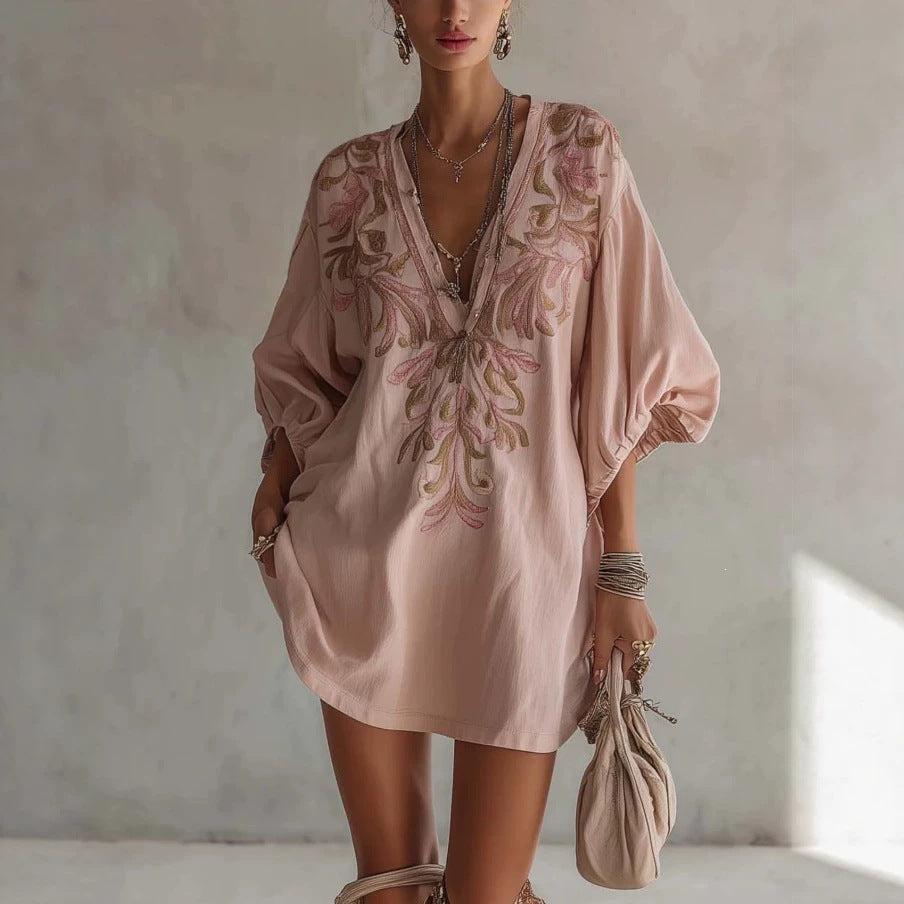 Robe à col V profond à imprimé floral avec un petit motif herbacé