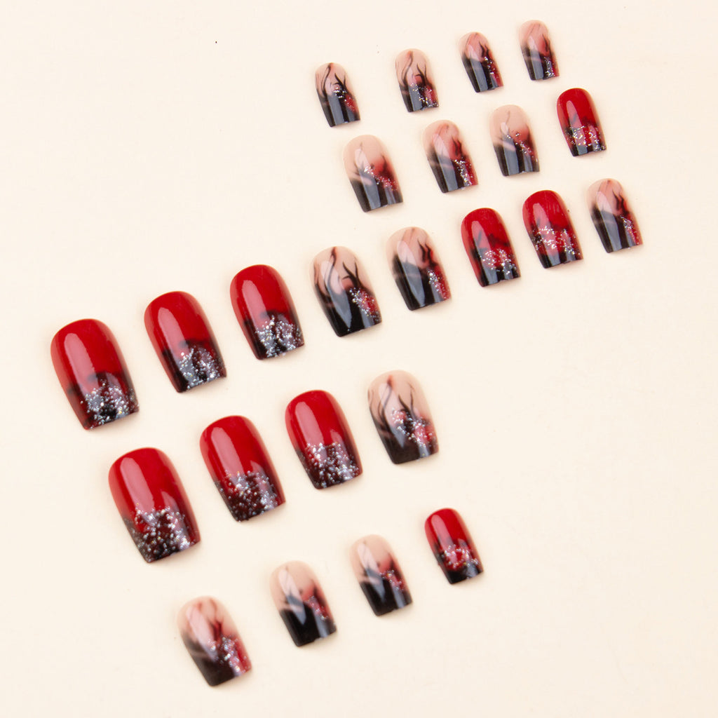 Modèle de feu de flamme coloré Faux ongles