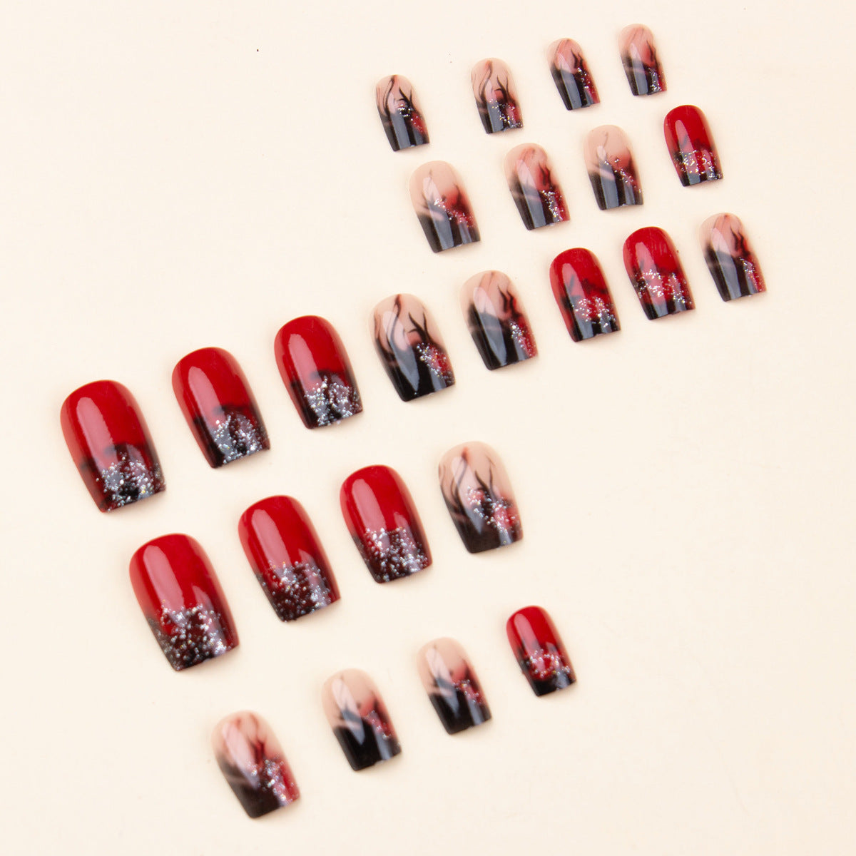 Modèle de feu de flamme coloré Faux ongles