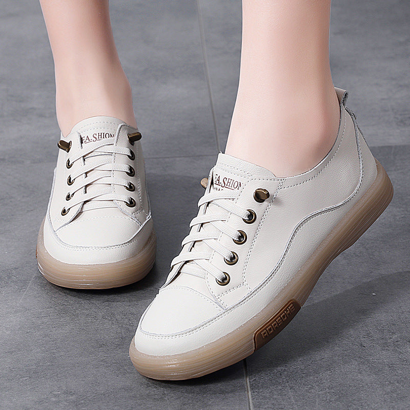 Sneakers occasionnels polyvalents à l'extérieur des femmes