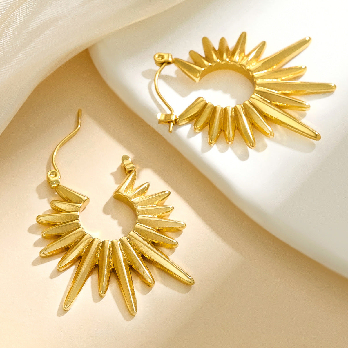 Boucles d'oreilles en acier inoxydable Light personnalisé de luxe Vintage 18k plaqué or