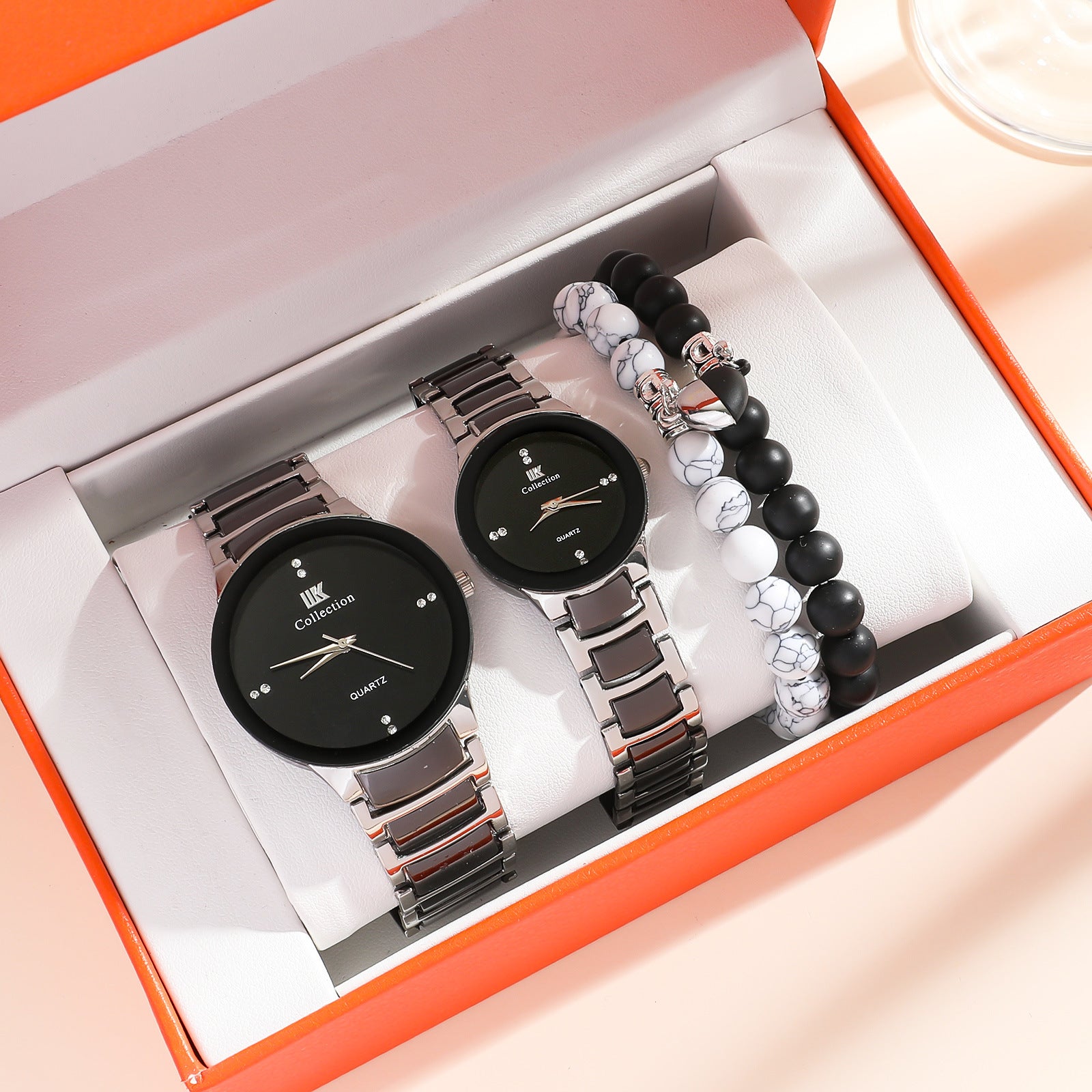 Mode simple tout-match couple montre coeur bracelet costume