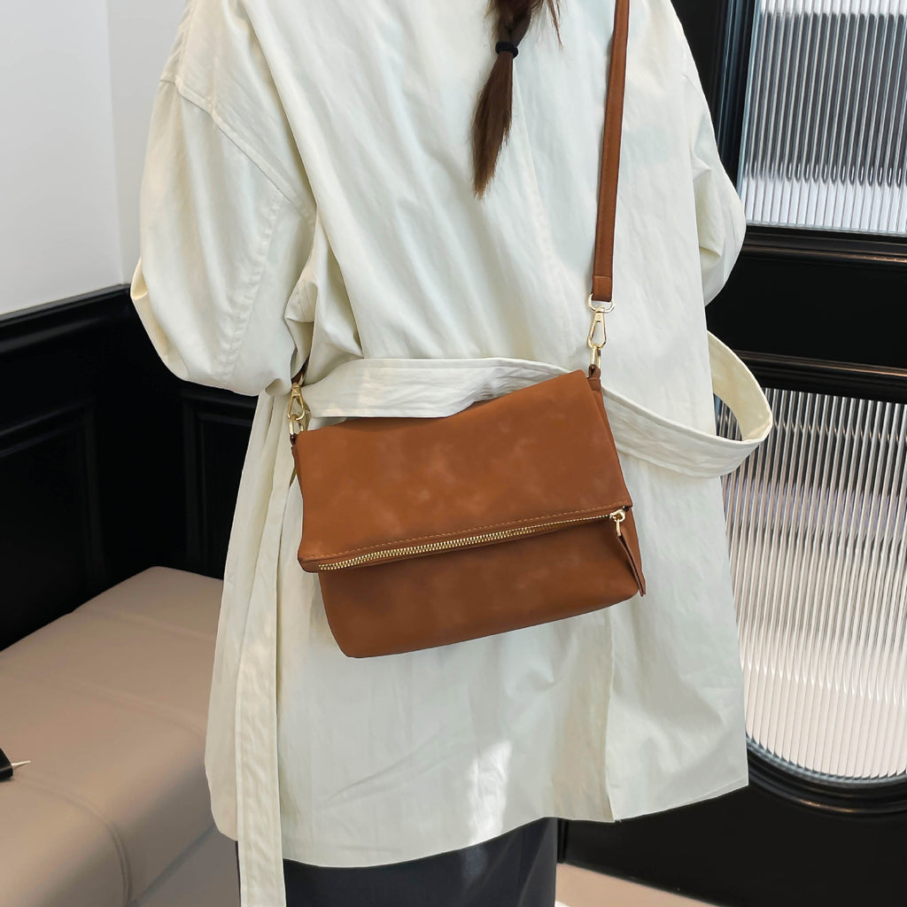 Sac à bandoulière en cuir PU en enveloppe minimaliste