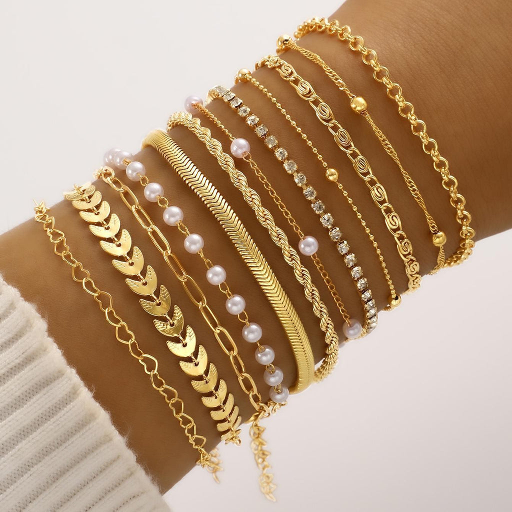 Ensemble de bracelets pour femmes de base en alliage européen et américain