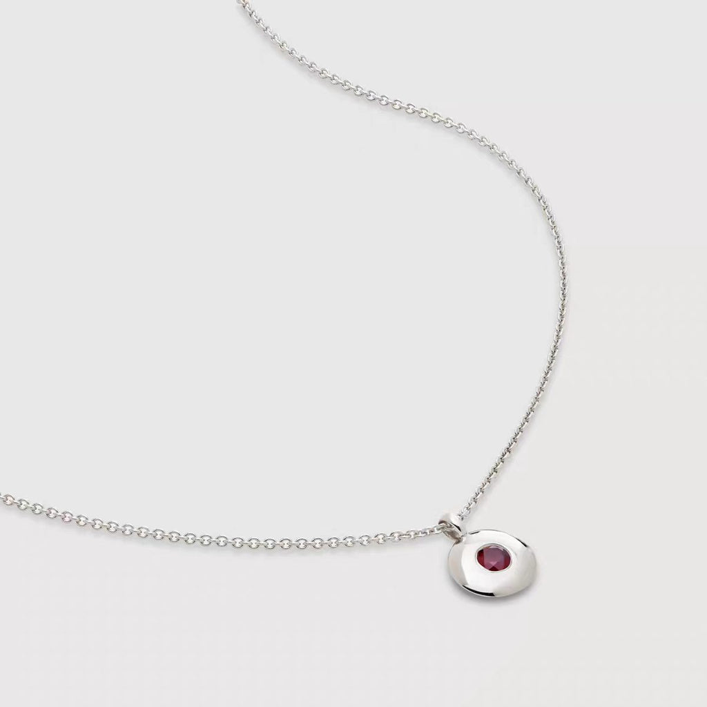 Collier de collier en pierre de naissance rubis et polyvalent fait avec des pierres gemmes naturelles
