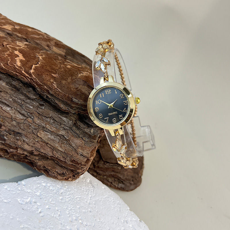 Vintage Mode Niche Luxe Quartz Montre avec Strass