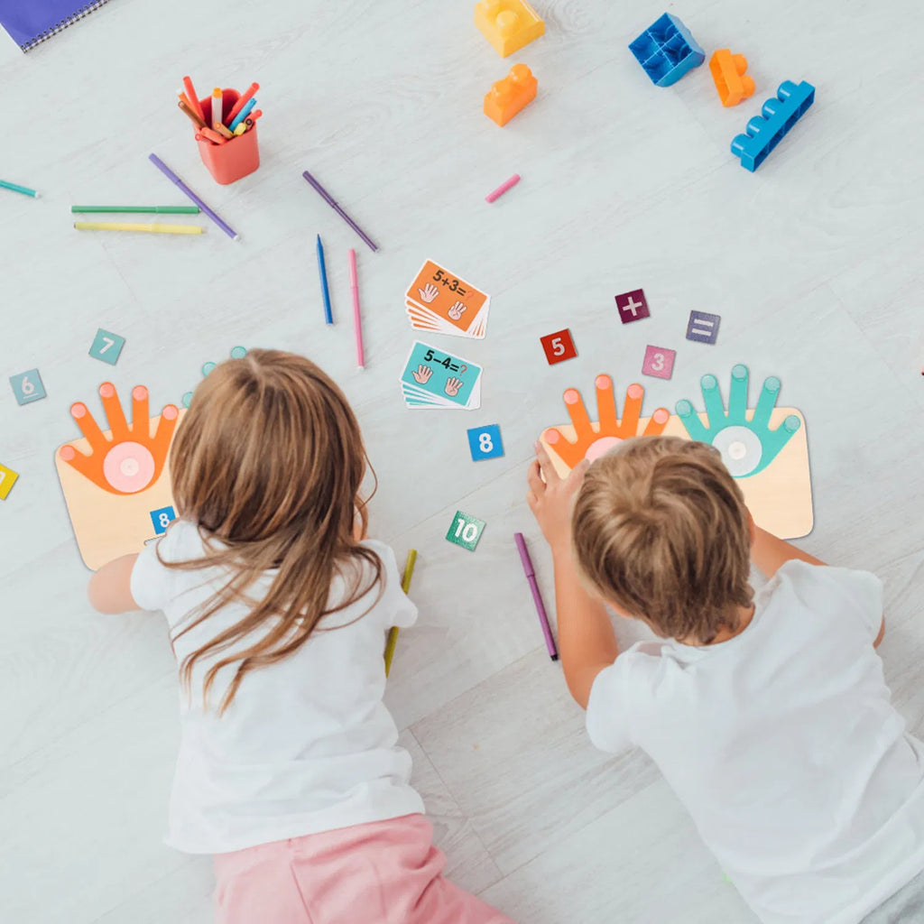Parler des cartes Flash et du comptage des doigts Math Board Interactive Learning Toys for Kids Aged