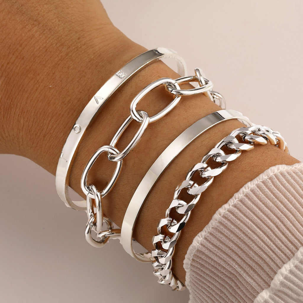 Ensemble de bracelets pour femmes de base en alliage européen et américain