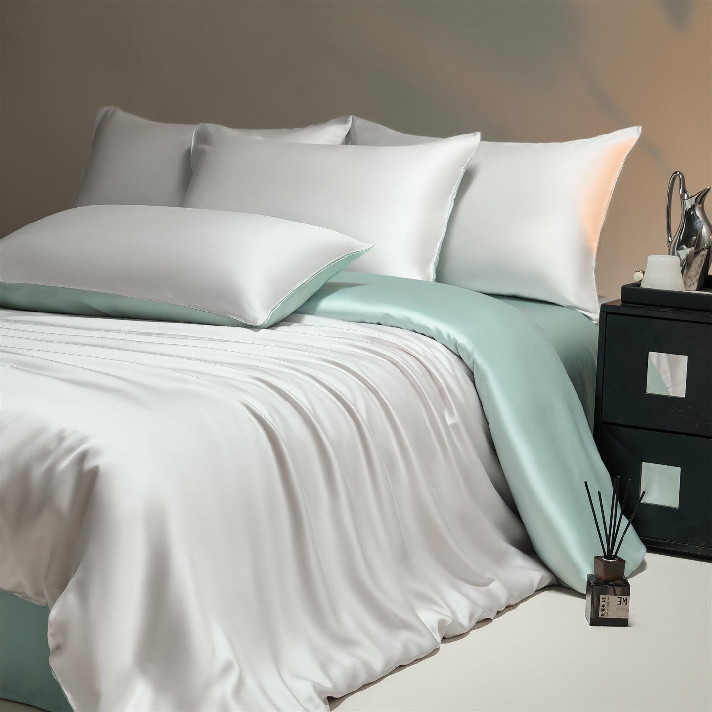 Luxury affordable haut de gamme Tencel Ensemble de literie de quatre pièces et couverture de couette