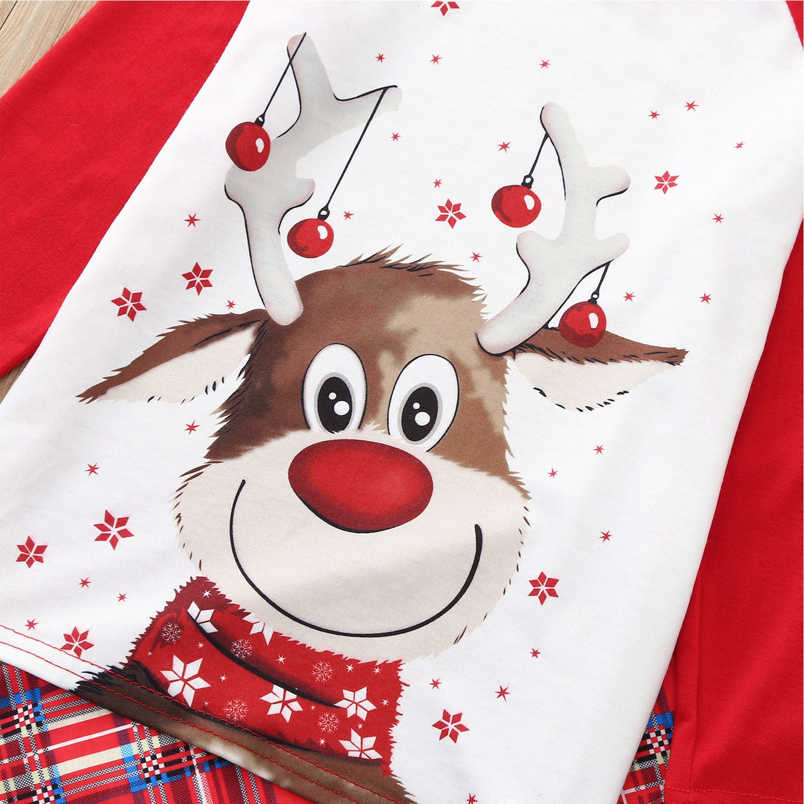 Pyjama imprimé à manches longues et vêtements de maison