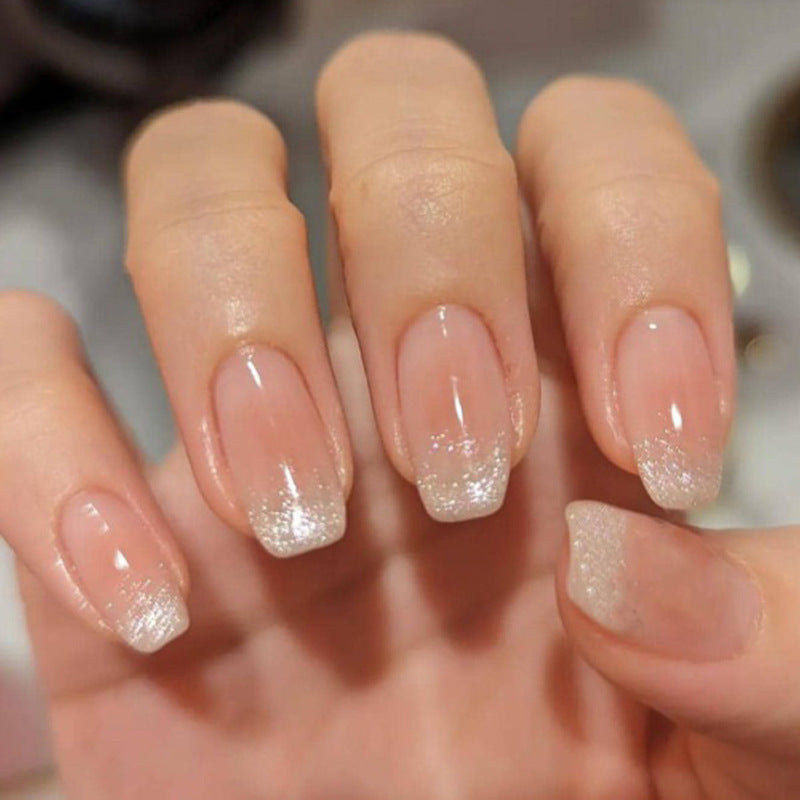 Les joints de ongles Ombre de style Instagram pour un look poli chic
