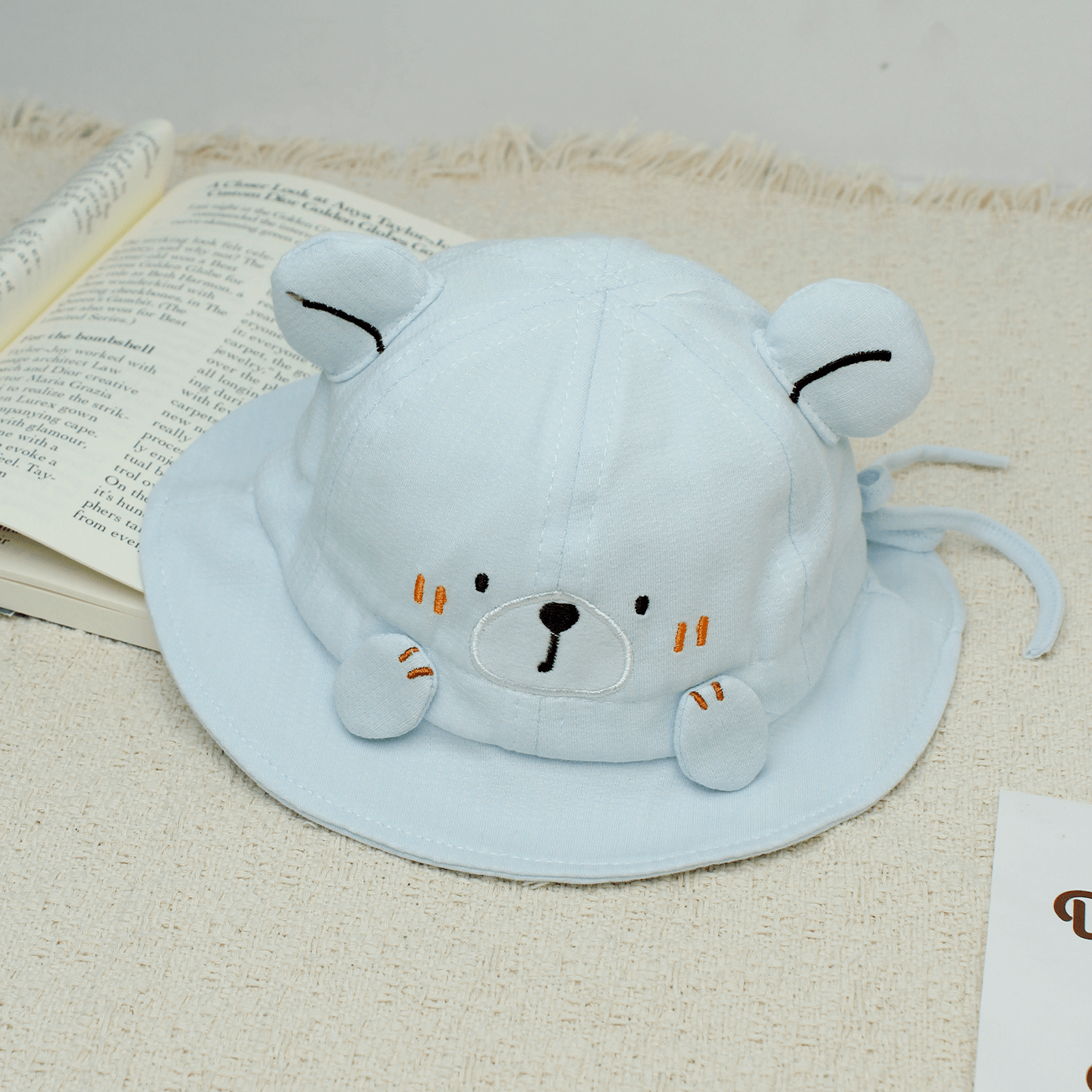 Chapeau de voile rond décoré de dessin animé pour enfants avec une apparence mignonne et douce