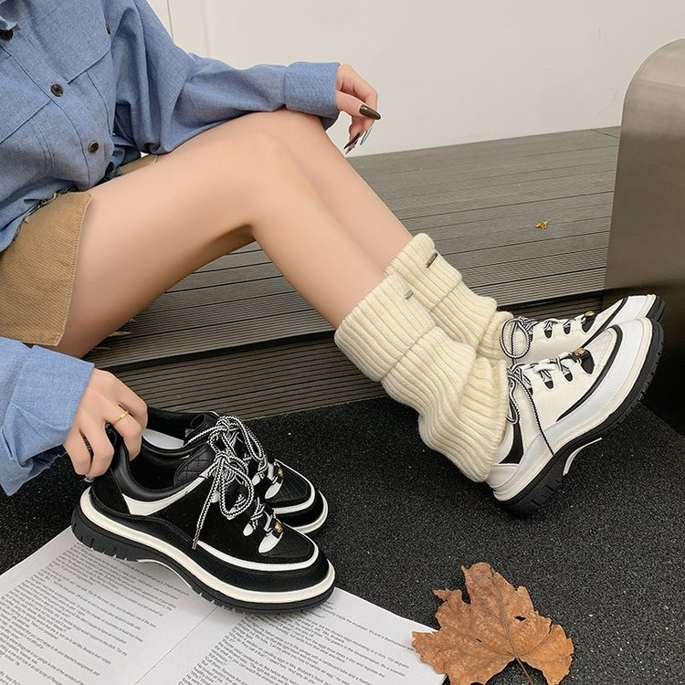 Noble Retro noir et blanc sneakers de bloc de couleur pour les femmes