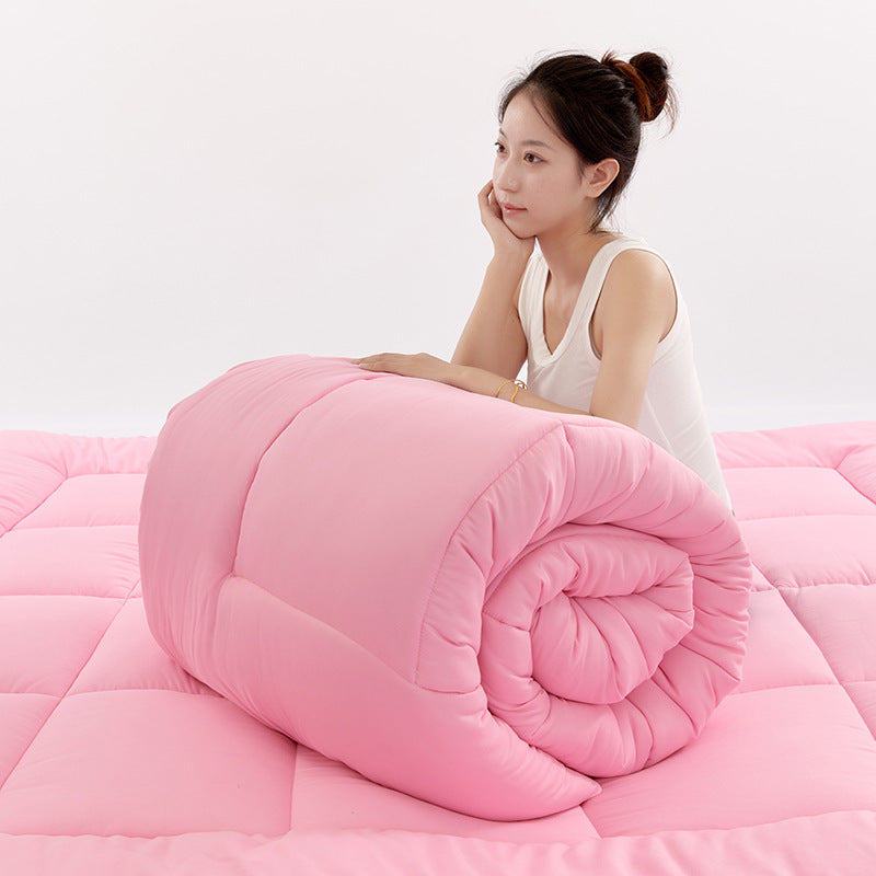 Thick, soft, warm quilt for spring, autumn, and winter