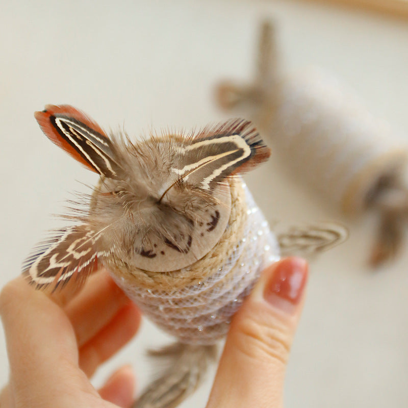 Jouet avec plumes de chat Rope de chanvre pour griffe auto-agrippante Rouleau sonore pour animaux de compagnie Bi