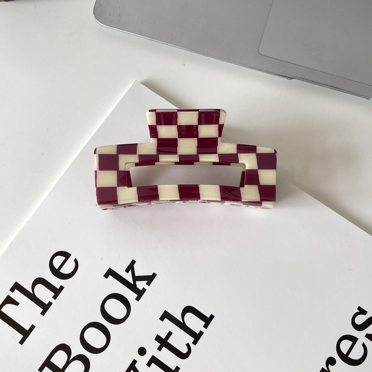 Couleur Acétate Checkerboard Grab Clip Net Red Temperament