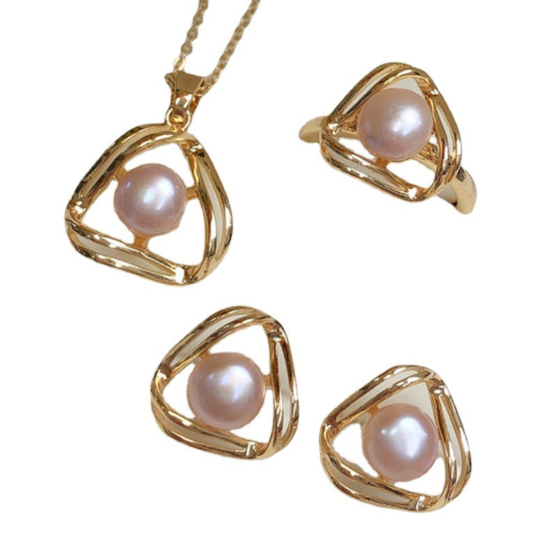 Costume simple et exquis de collier de perles d'eau douce