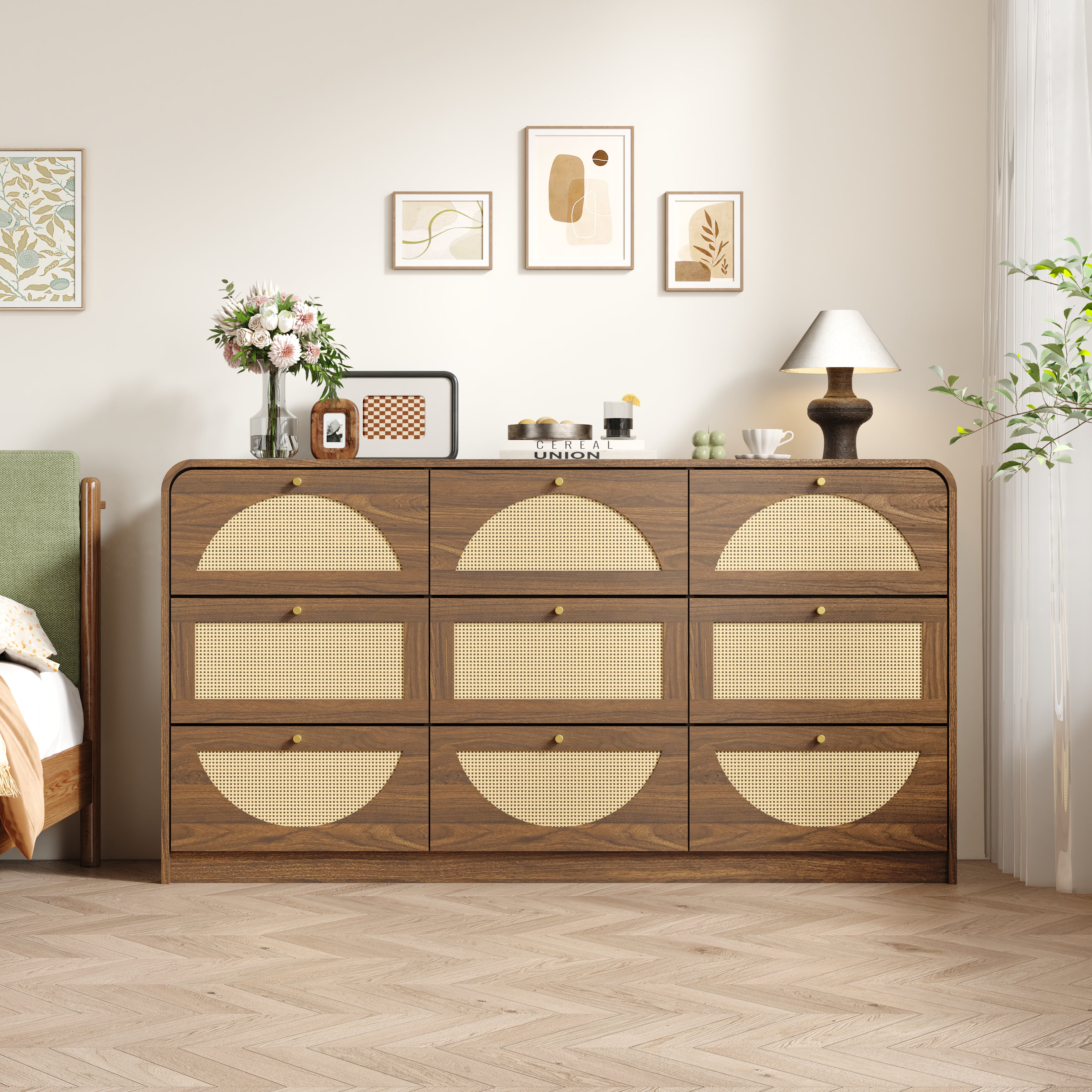 Finition de noix Dressing 9-Drawer avec Rattan Front