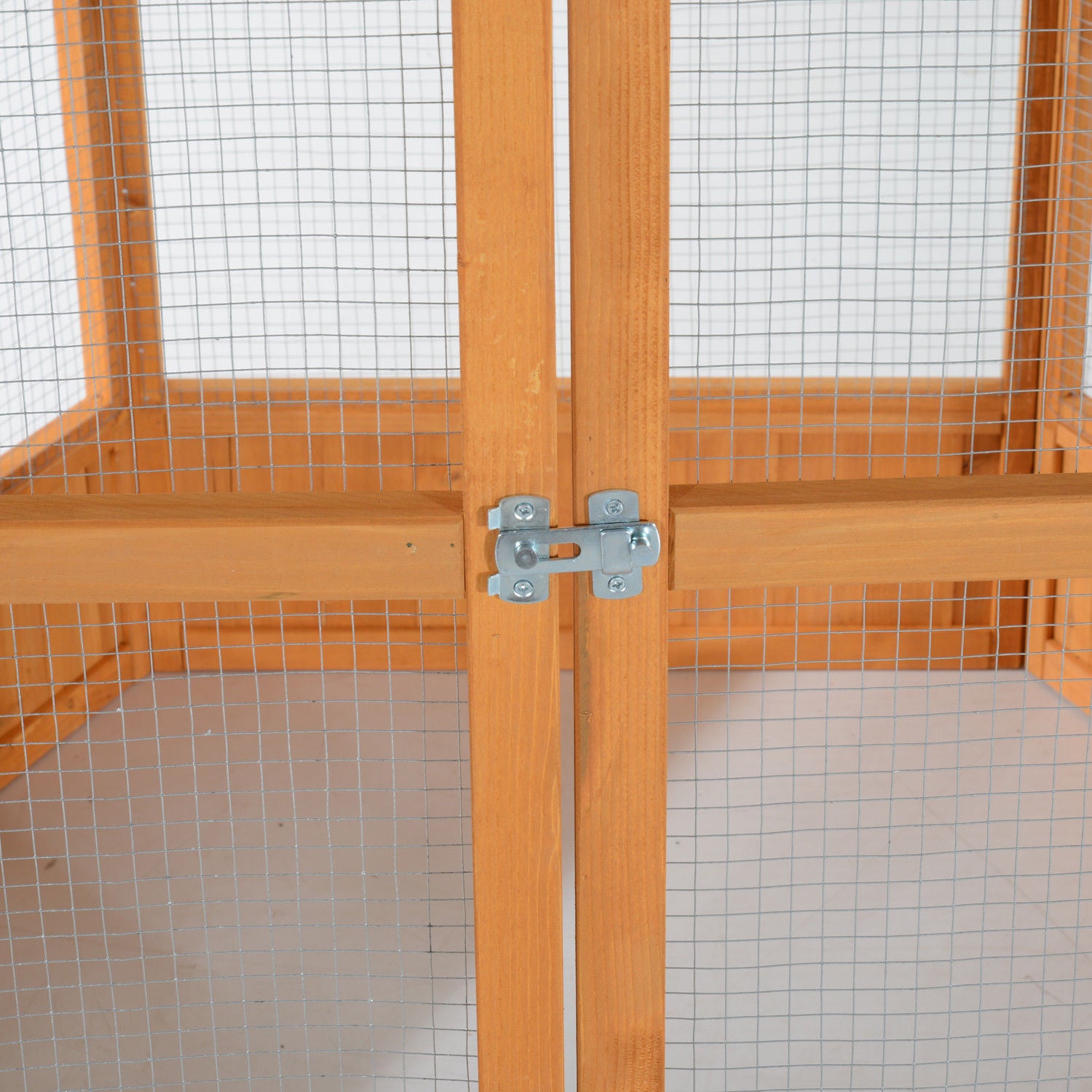 Cage d'oiseau de vol hexagonal extérieur en bois de 69 po avec toit couvert