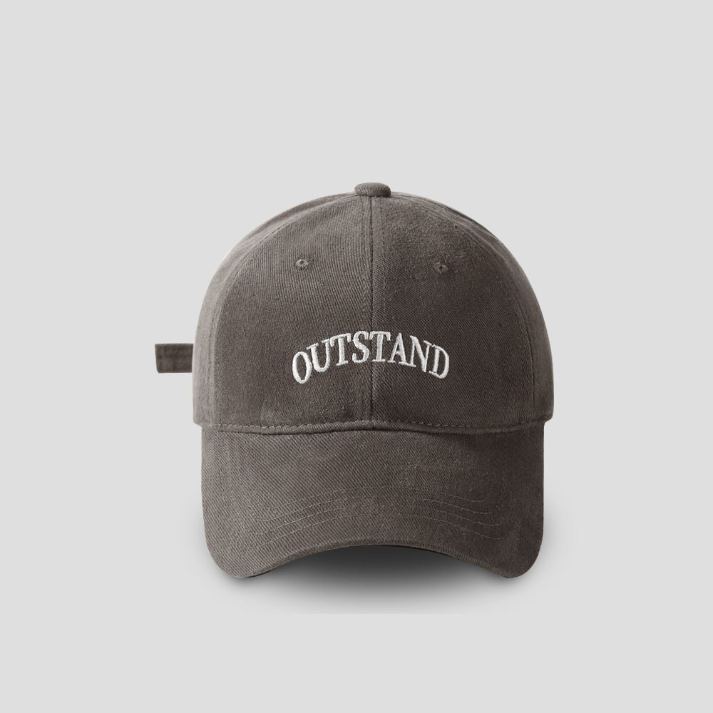 Chapeau surdimensionné qui rend votre visage plus petit