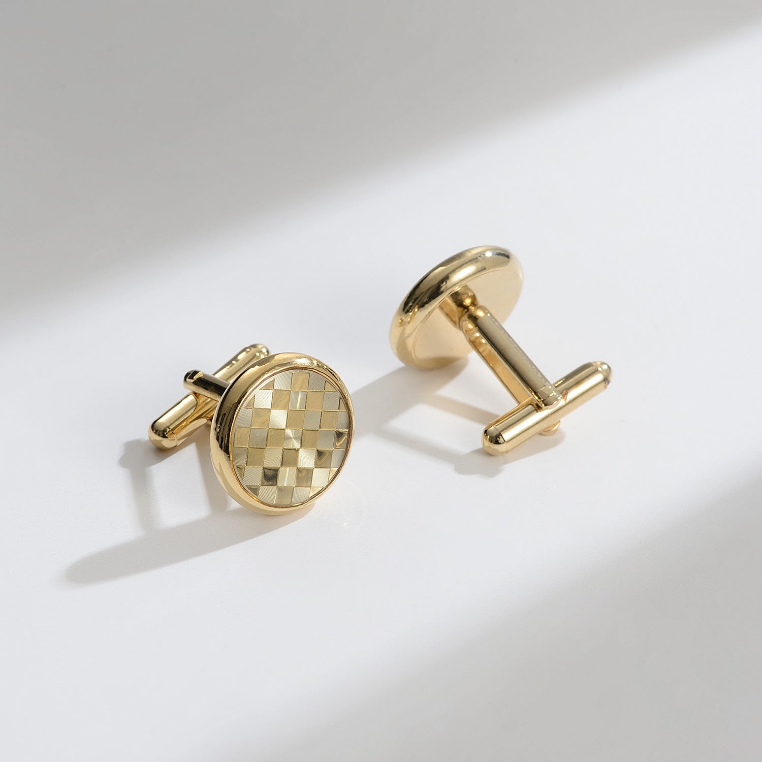 Daily Darcy Retro Patch Cufflinks en cuivre