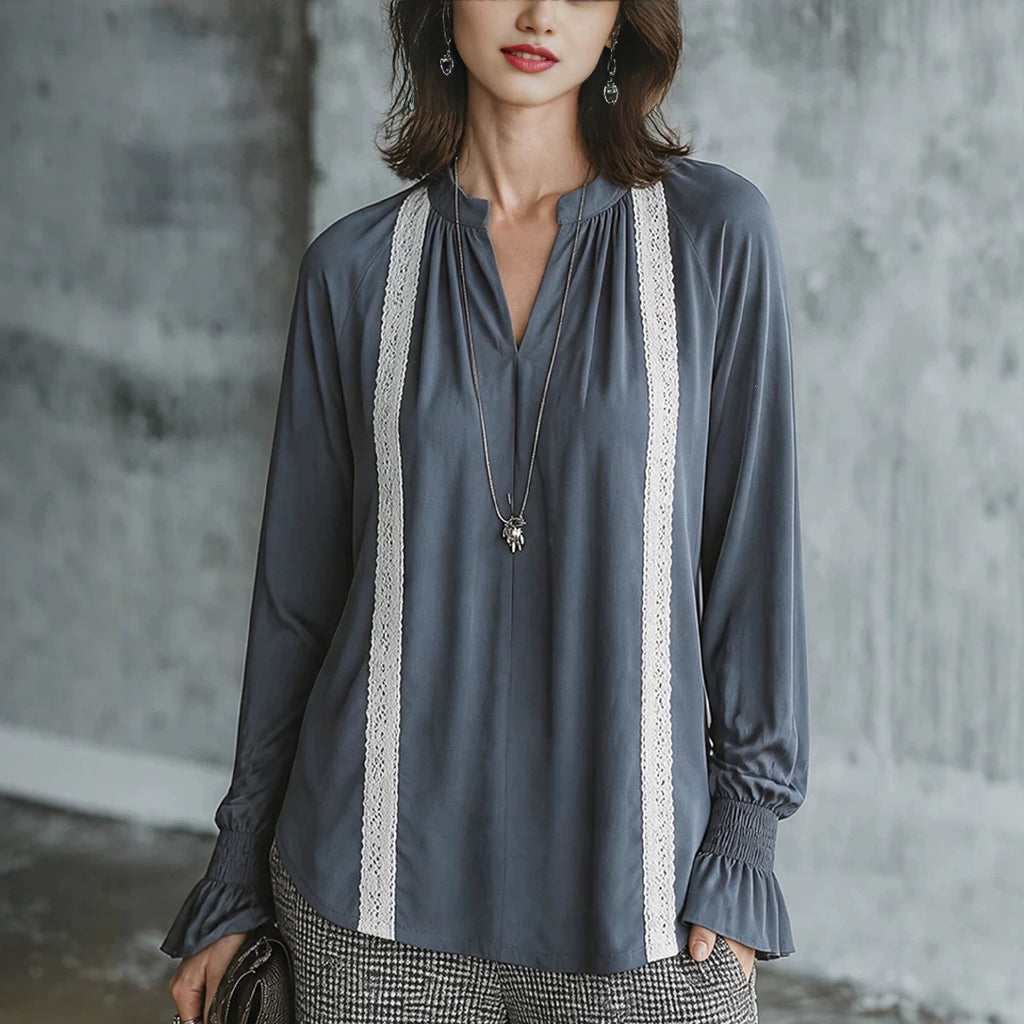 Top femme à manches longues tendance avec la dentelle