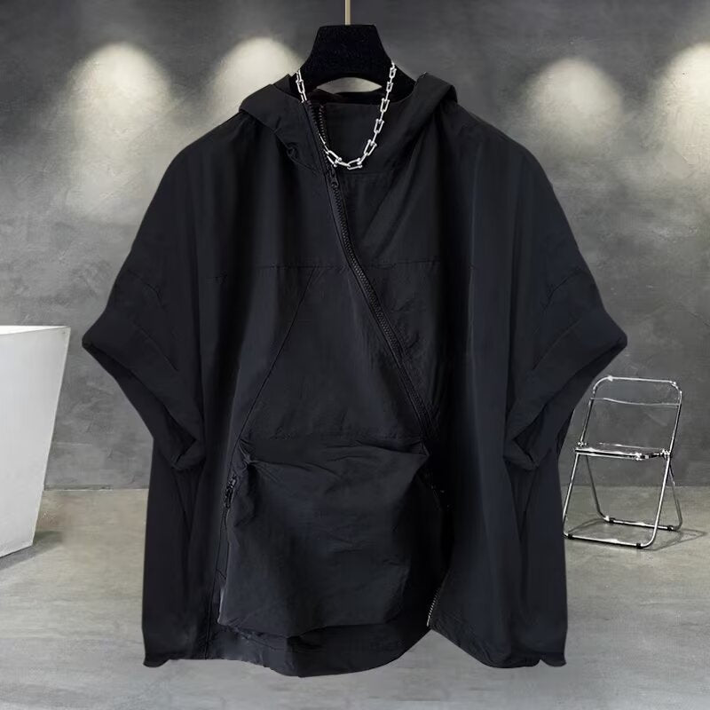 T-shirt à manches courtes à capuche design pour homme
