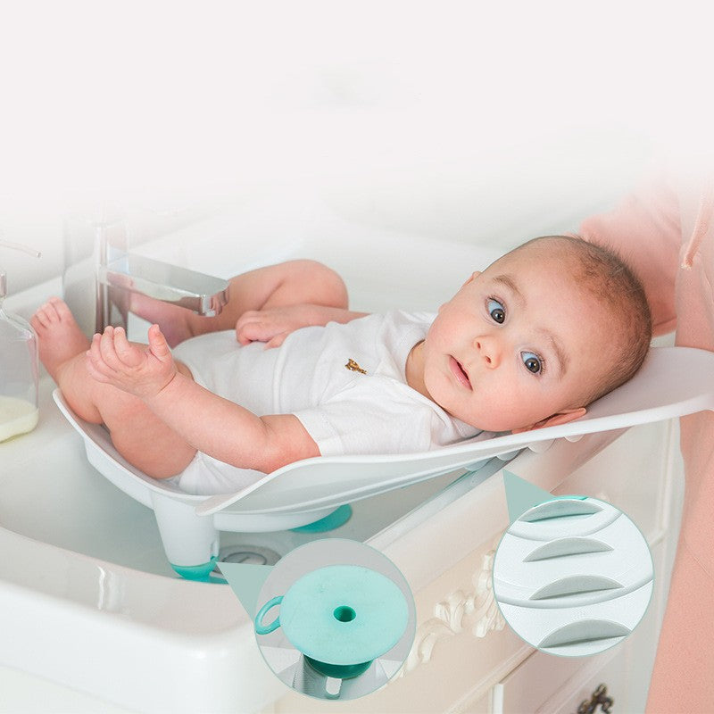 Baignoire pour nourrissons et tout-petits pour laver leurs fesses