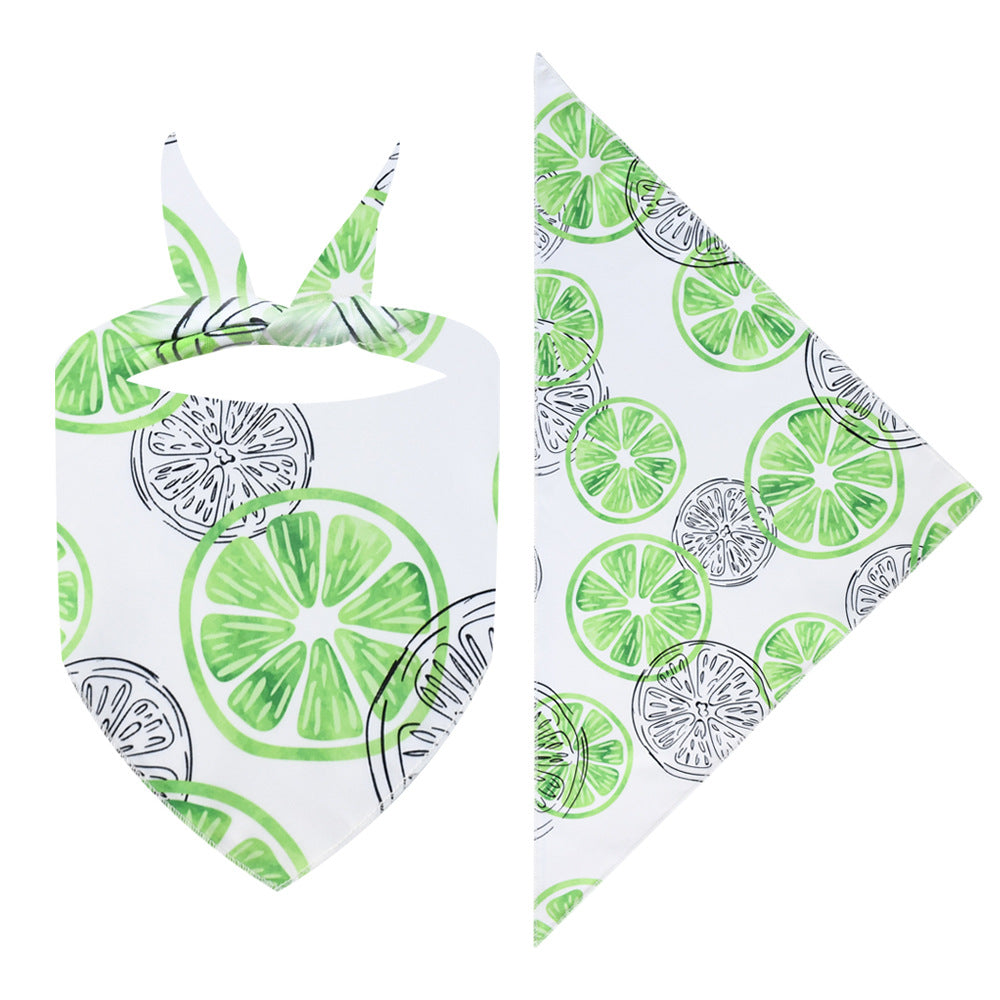 Dessin animé Triangle d'animal de compagnie frais Fruit Polyester imprimé Chat et chien Saliva Serviette écharpe Qui