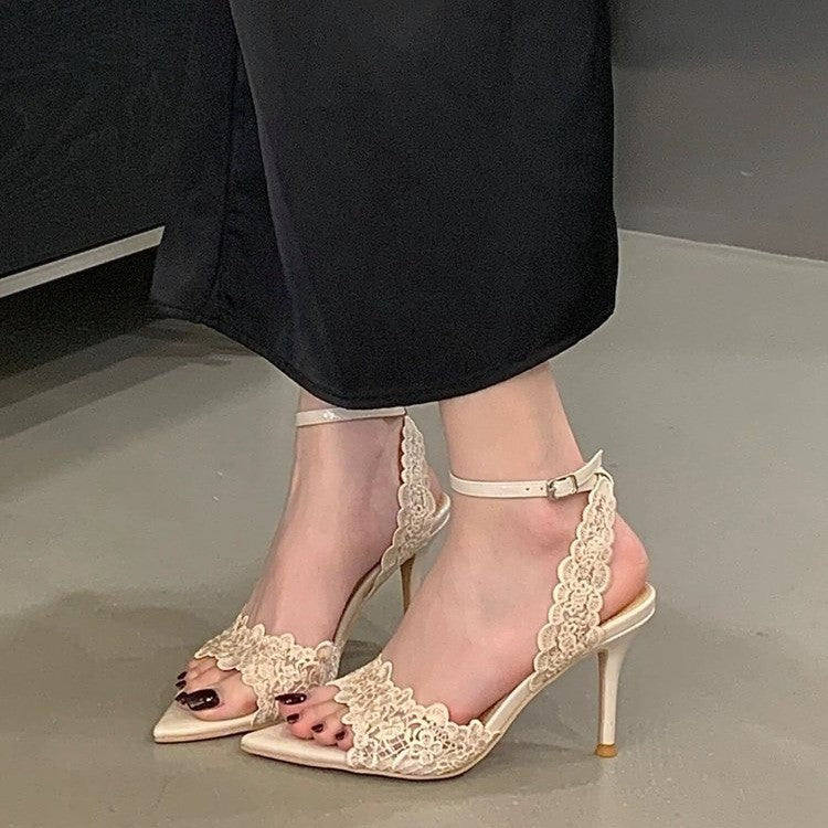 Femmes Romantique de mariée Florale scallopée Dentelle Stiletto Sandales