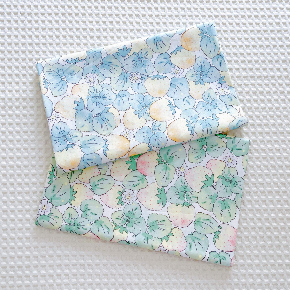 Tissu d'impression en coton de fraise