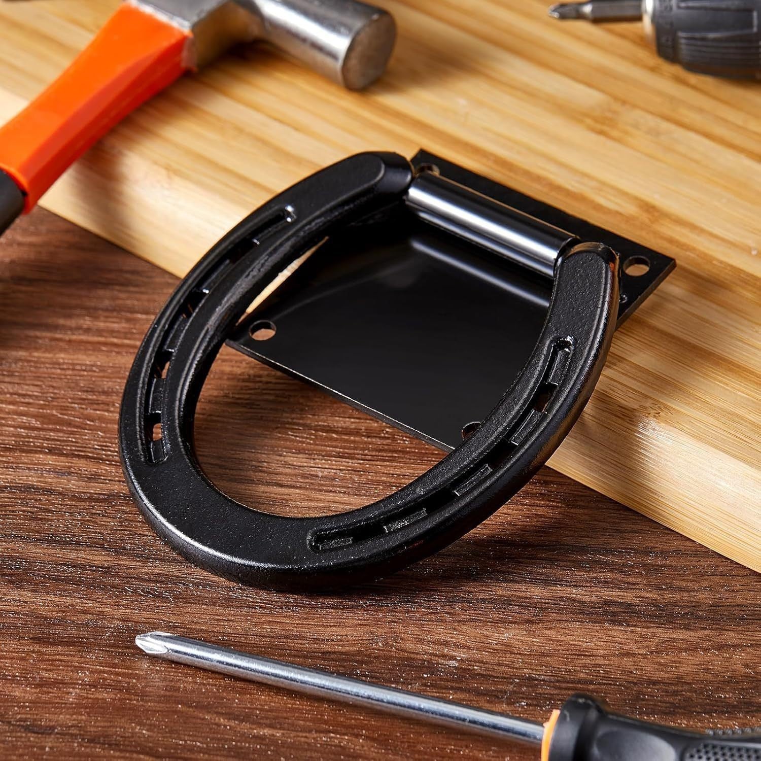 Bolt d'expansion de ceinture en acier solide avec anneau de cravate pour les chevaux lassoing