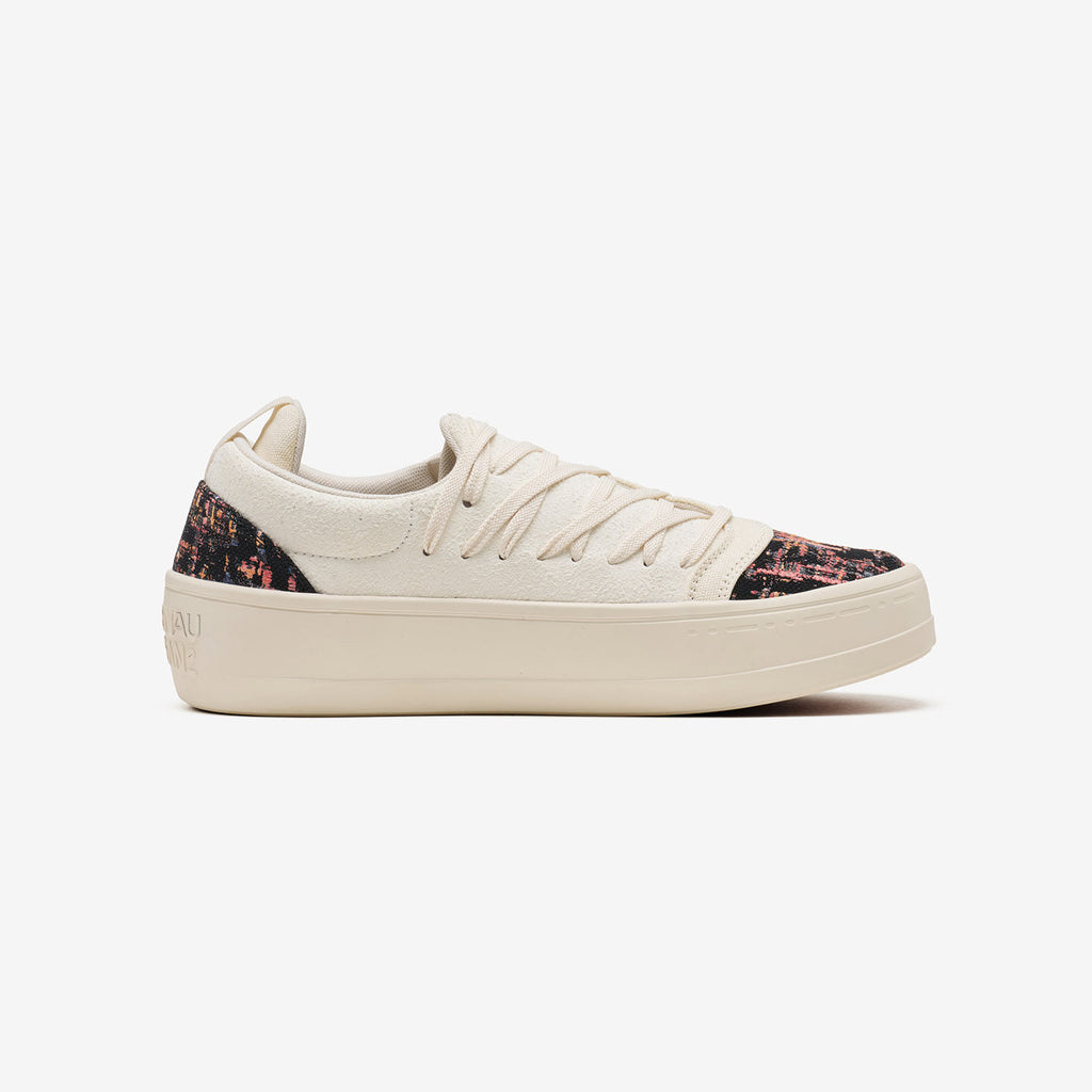 Sneakers occasionnels de jour métropolitains augmentant en hauteur