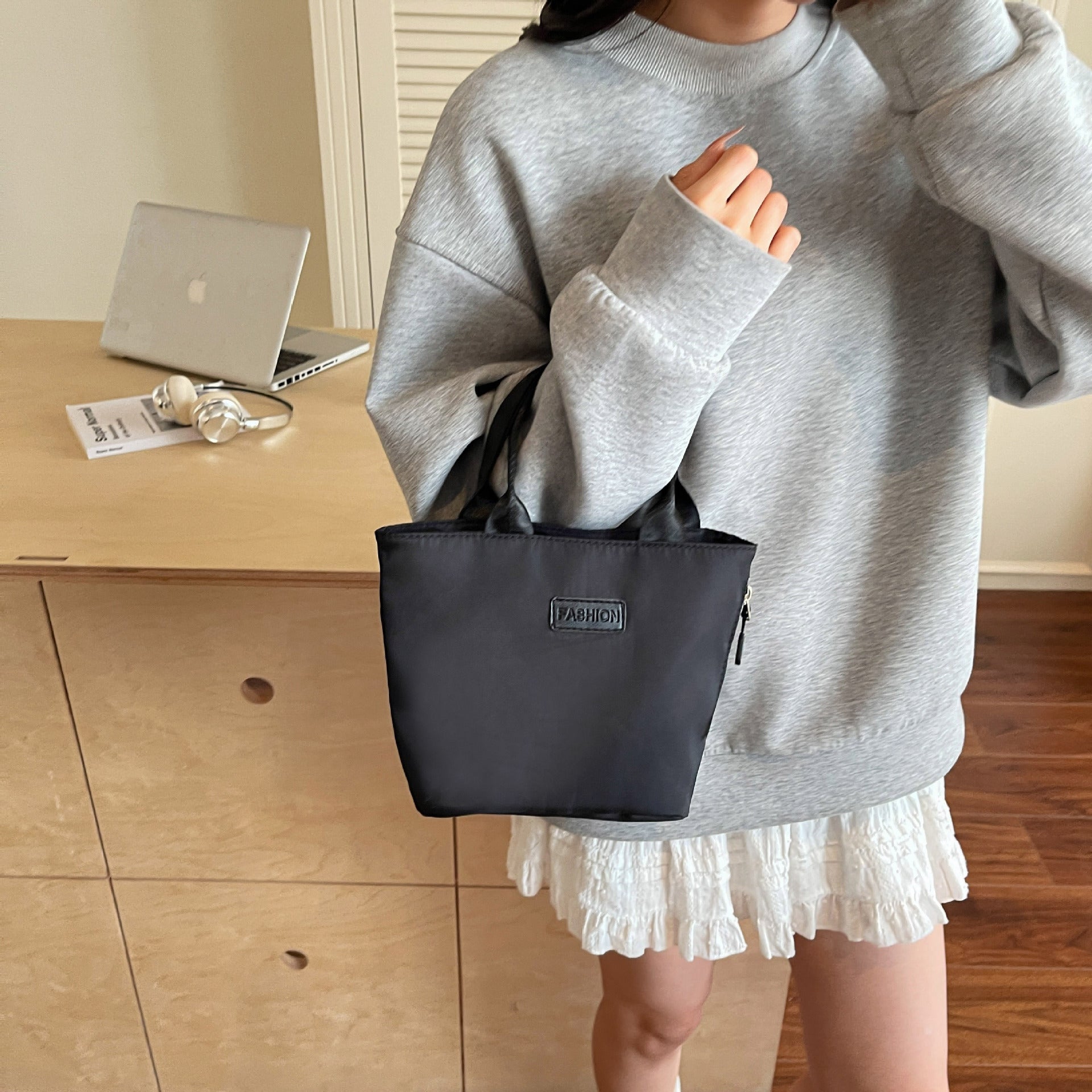 Fashionable Femmes Ba Tissu Casual Tote Versatile Commuter Sac à main